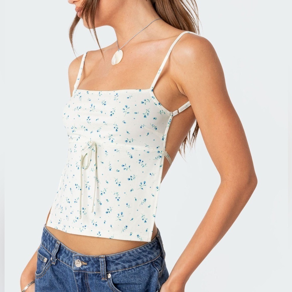 🆕 EDIKTED Marli Open Back Tank Top size XS - Picture 3 of 9